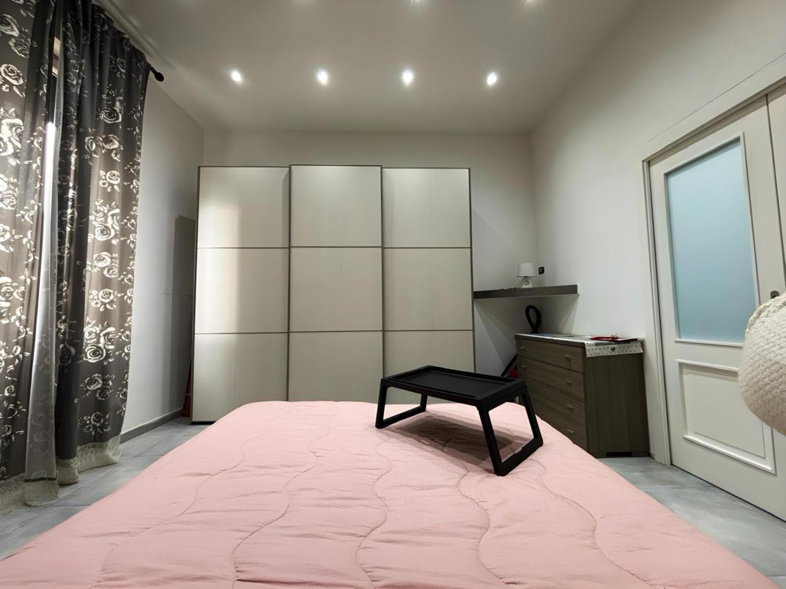 Marta'S Apartment نابولي المظهر الخارجي الصورة