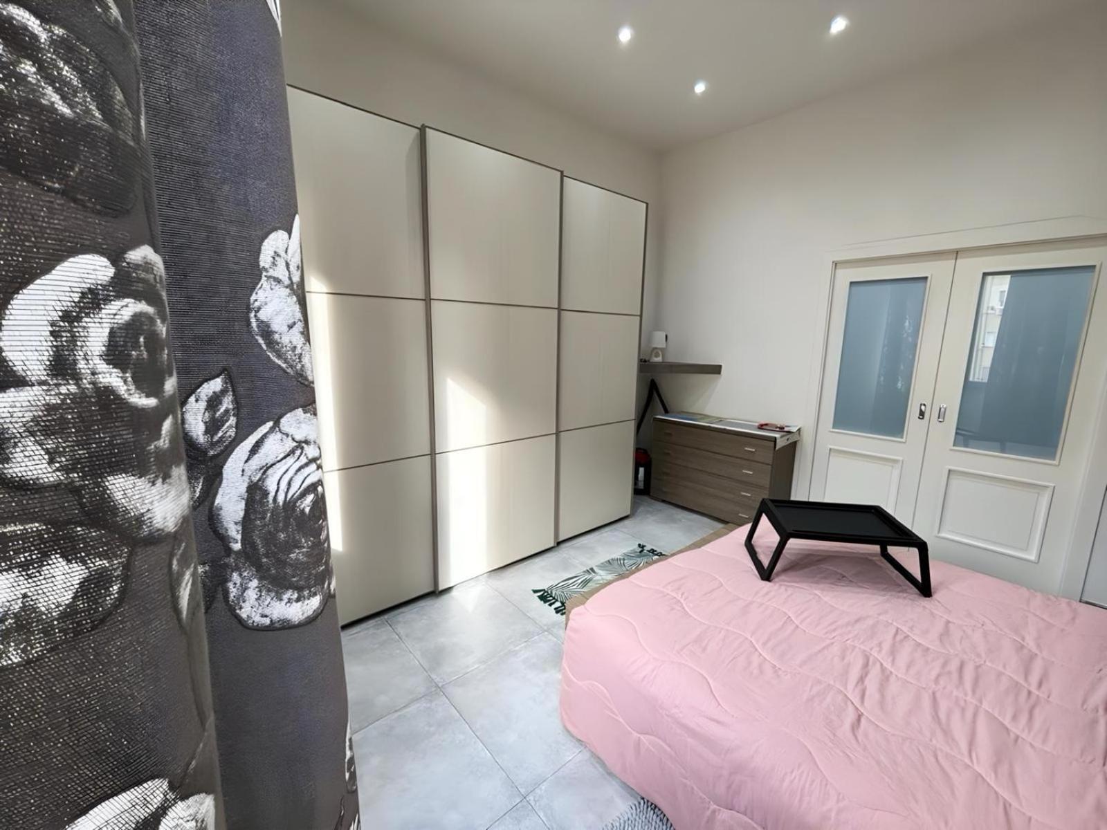 Marta'S Apartment نابولي المظهر الخارجي الصورة