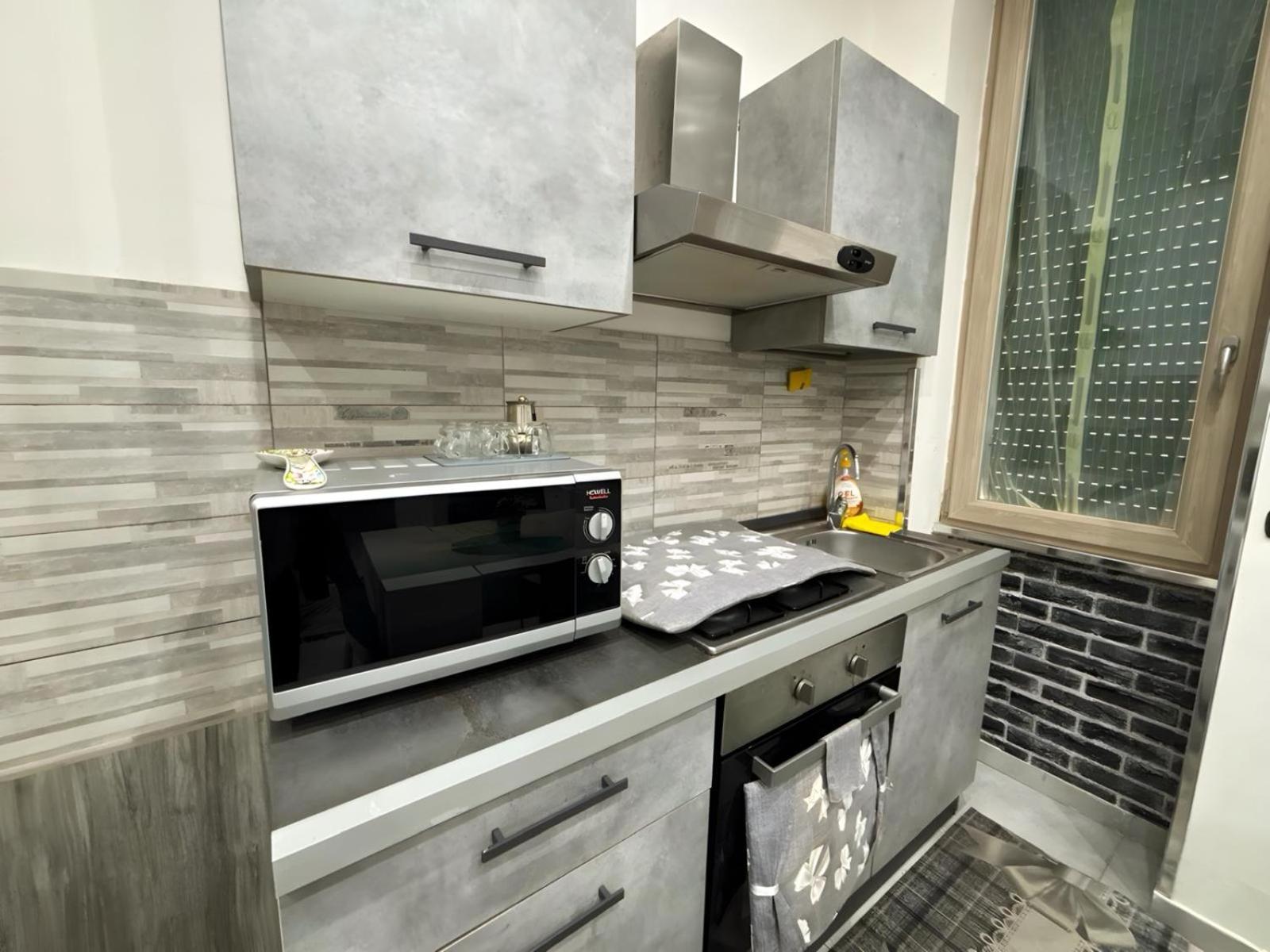 Marta'S Apartment نابولي المظهر الخارجي الصورة